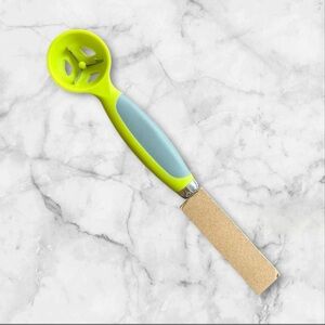 Pampered Chef Avocado Tool